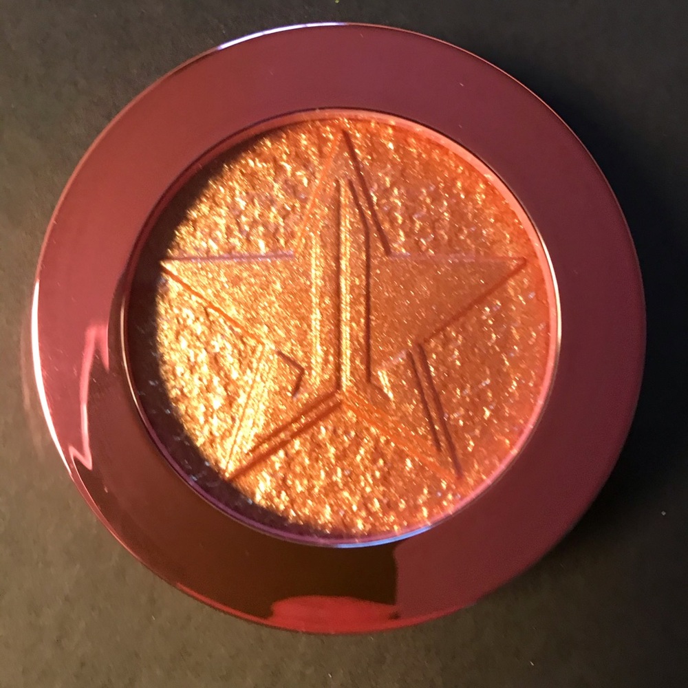 Jeffree Star Highlighting Powder